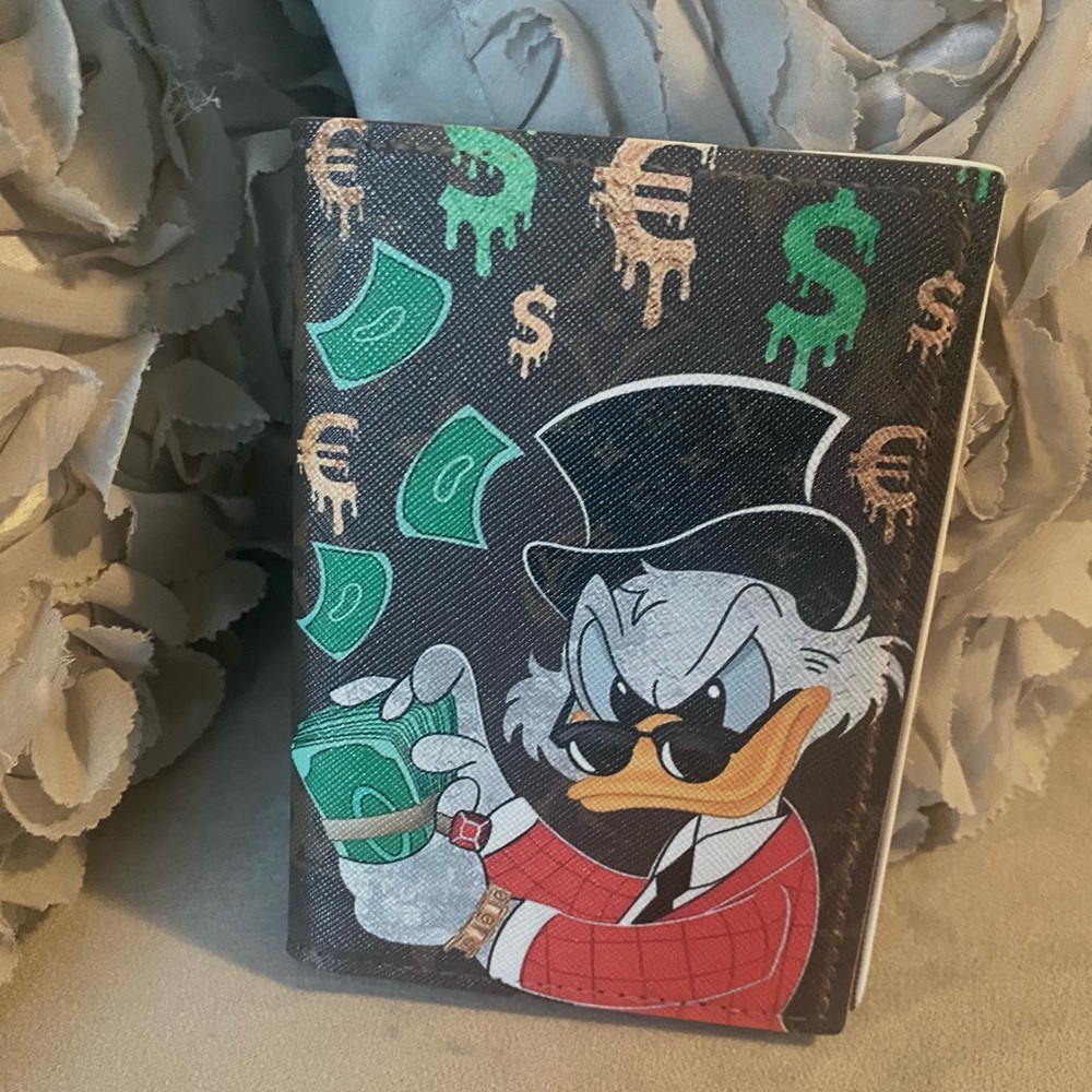 Animated lv Monogram Card Wallet